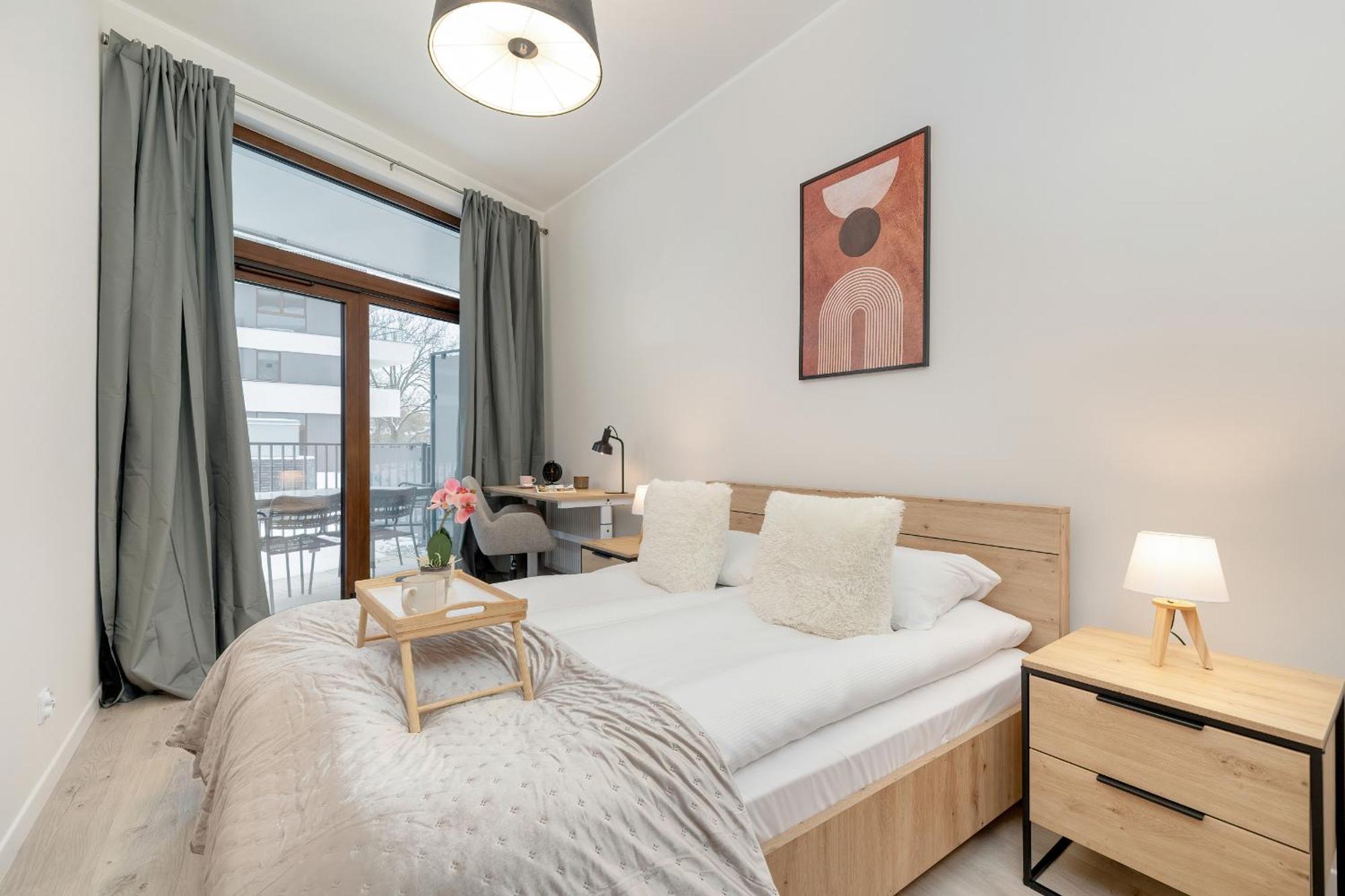 Luxury Apartment Near The City Center Of Cracow By Renters Prestige Cracóvia Exterior foto